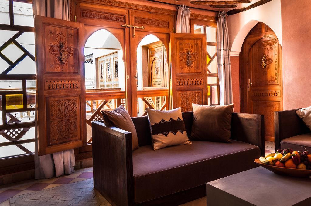 Riad Tigmi Kenza 티즈니트 외부 사진