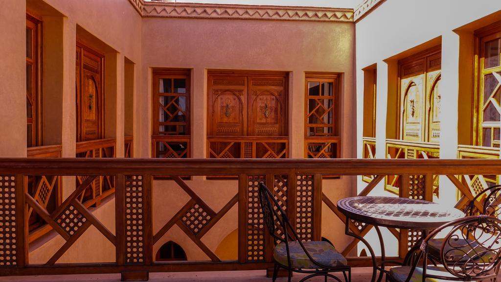 Riad Tigmi Kenza 티즈니트 외부 사진