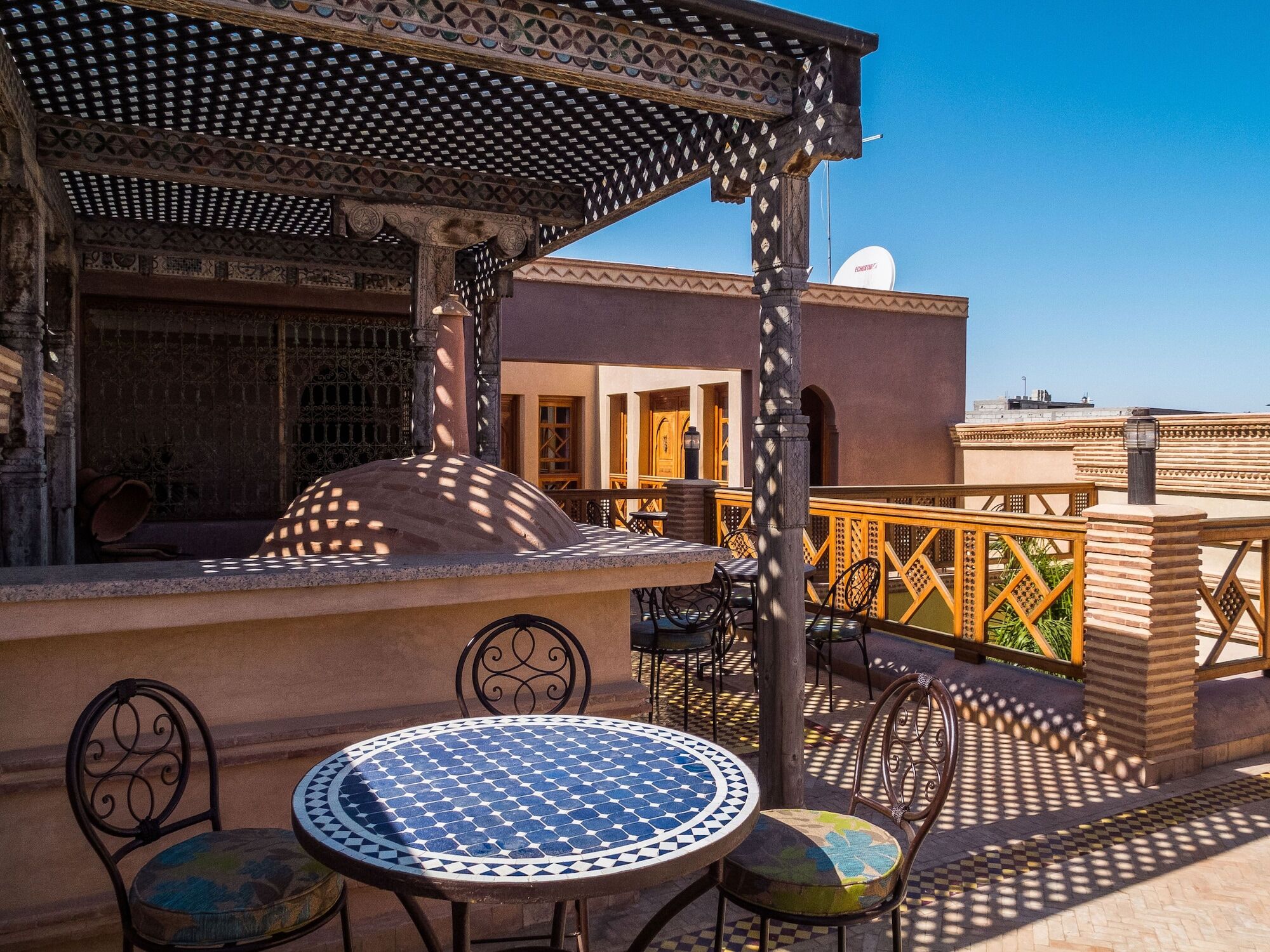 Riad Tigmi Kenza 티즈니트 외부 사진